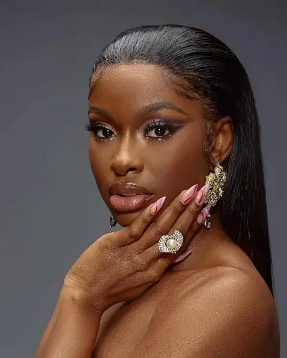 Rising Female Artists of 2024 International… Playing For Change