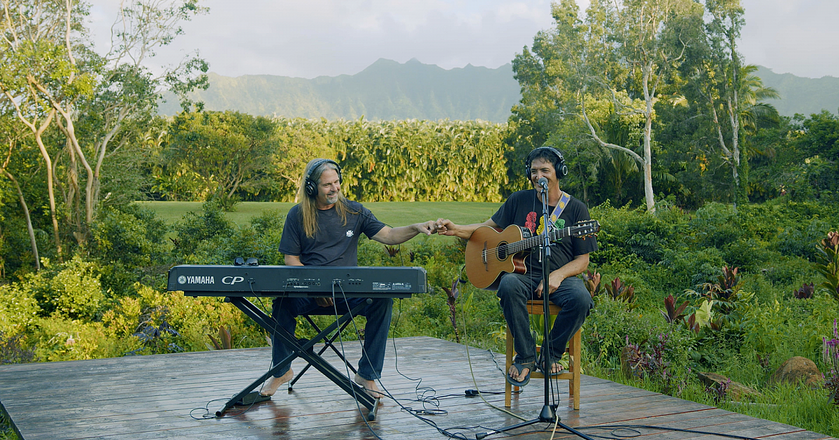 What Good Am I | John Cruz & Michael Ruff | Live… | Playing For Change