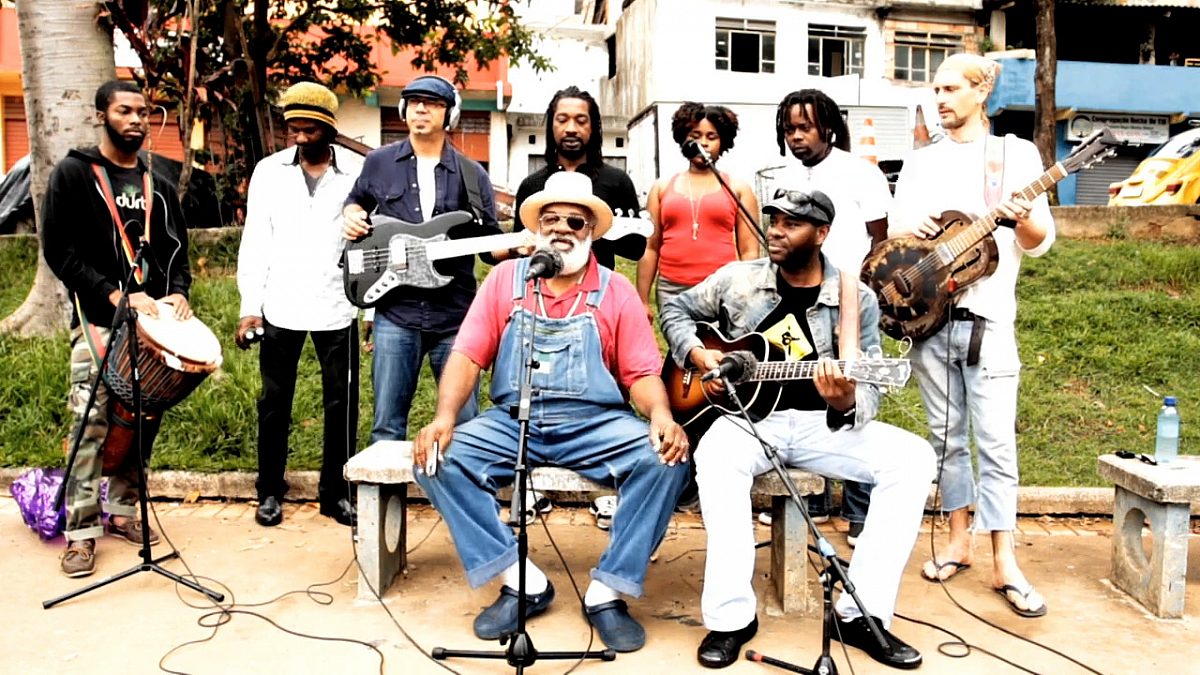 Feliz navidad PFC Band LiveOutside fix screen 3