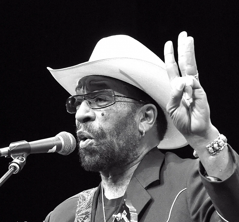 Screenshot 2025 11 14 030346